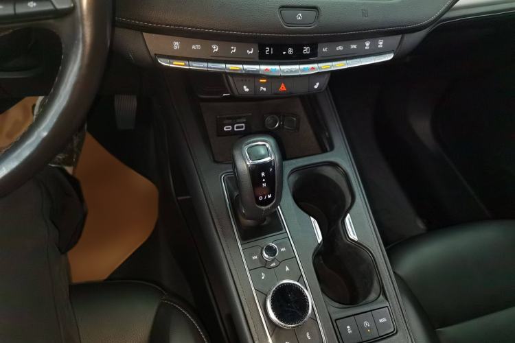 Used Cadillac XT4 2018 28T Two-Wheel Drive Leading Version