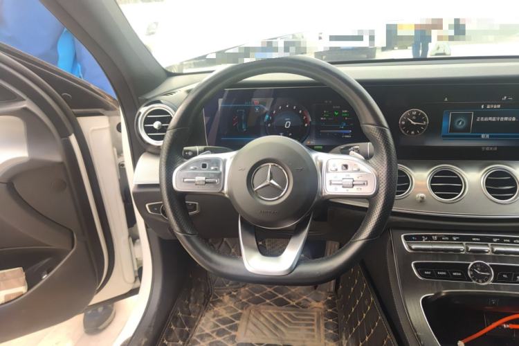 Used Mercedes-Benz E-Class 2019 E 260 Sport Edition Steering Wheel