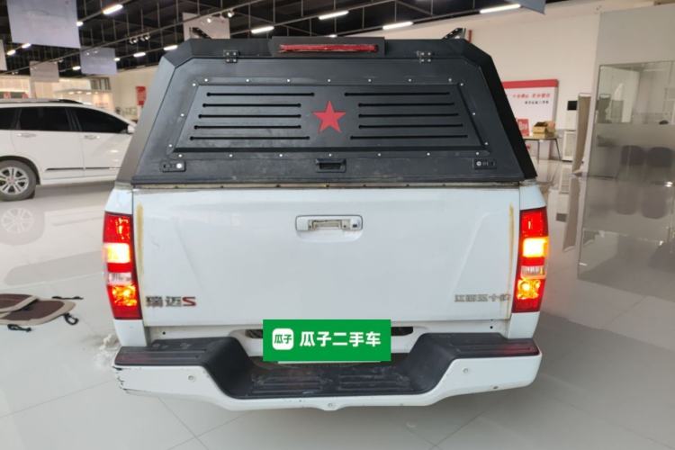 Used Isuzu JLM 2020 2.5T Two-Wheel Drive Diesel Leading-Edge Version JE4D25Q6A Meeting China VI Emission Standards