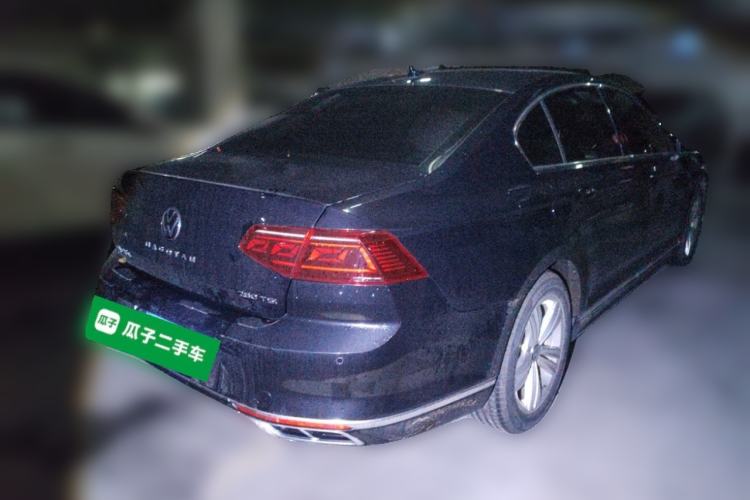 Used Volkswagen Magotan 2023 2 Million Units Limited-Edition 280TSI DSG Comfort Version Rear Right 45 Deg