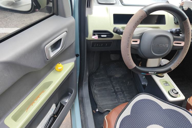 Used Geely Galaxy Panda 2023 Panda Mini 200km Endurance Bear