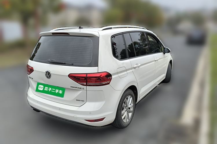 Used Volkswagen Touran 2018 Volkswagen Touran L 280TSI DSG Comfort Edition 7 Seats China VI Standard
