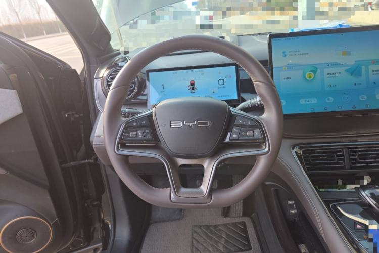 Used BYD Frigate 07 2023 DM-p 175 km Four-Wheel Drive Flagship Model Steering Wheel