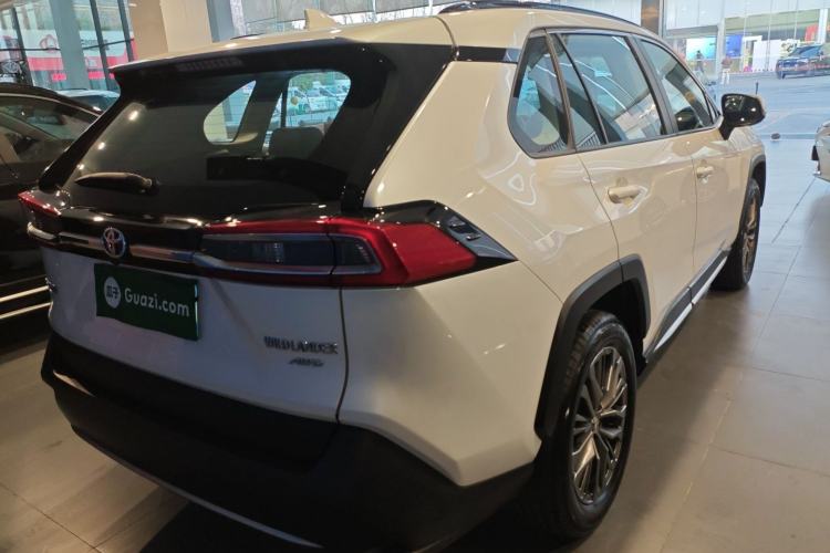 Used Toyota Wildlander 2023 2.0L CVT Four-Wheel Drive Luxury PLUS Edition
