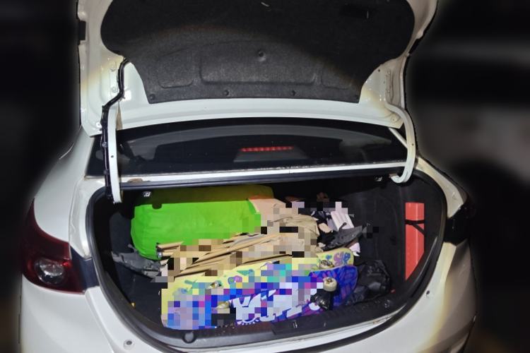 Used Mazda 3 Axela 2016 Sedan 1.5L Automatic Comfort Model
