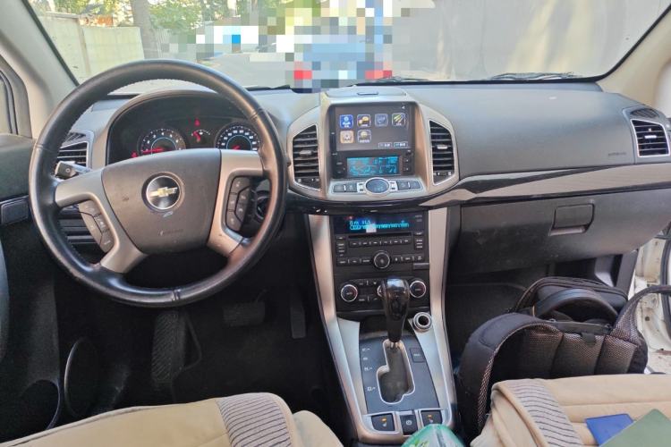 Used Chevrolet Captiva 2014 2.4L 4x4 Flagship Edition 7 Seats