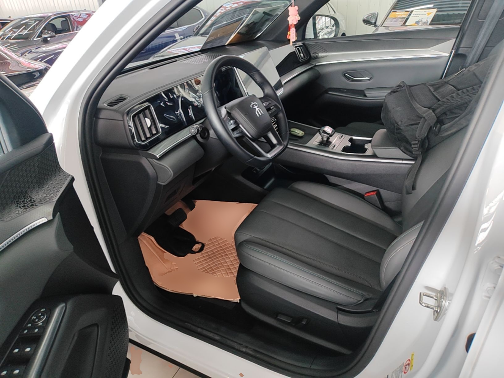 BYD Song Pro New Energy 2025 2nd Generation Intelligent Driving Version DM-i 75KM Leading Edition — снимка 17