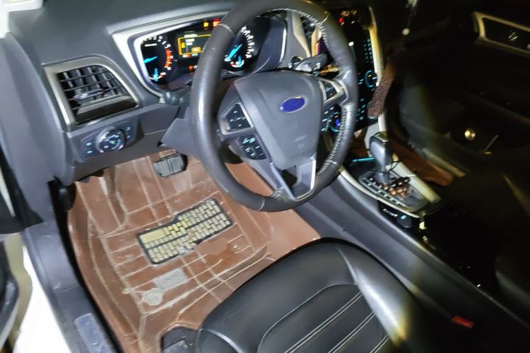 Used Ford Mondeo 2013 2.0L GTDi 200 Fashion Edition
