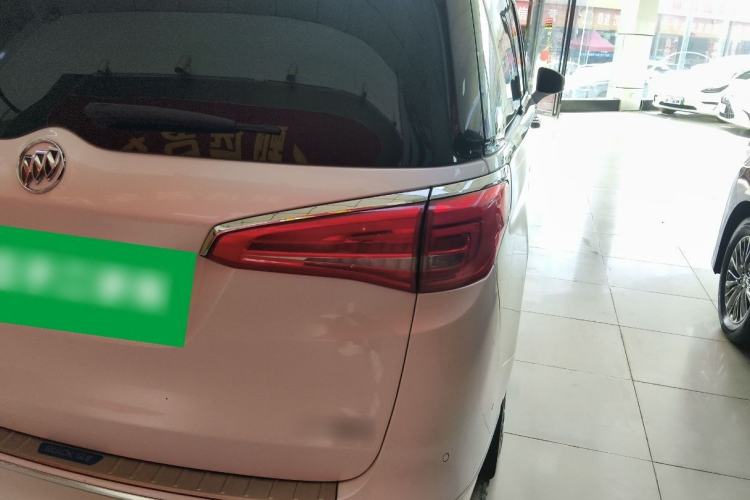 Used Buick GL8 2017 ES 28T Flagship Model China V Standard
