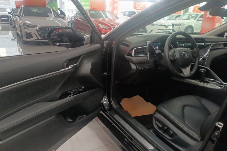 Used Toyota Camry 2019 Revised Version Dual-Engine 2.5 HG Luxury Edition