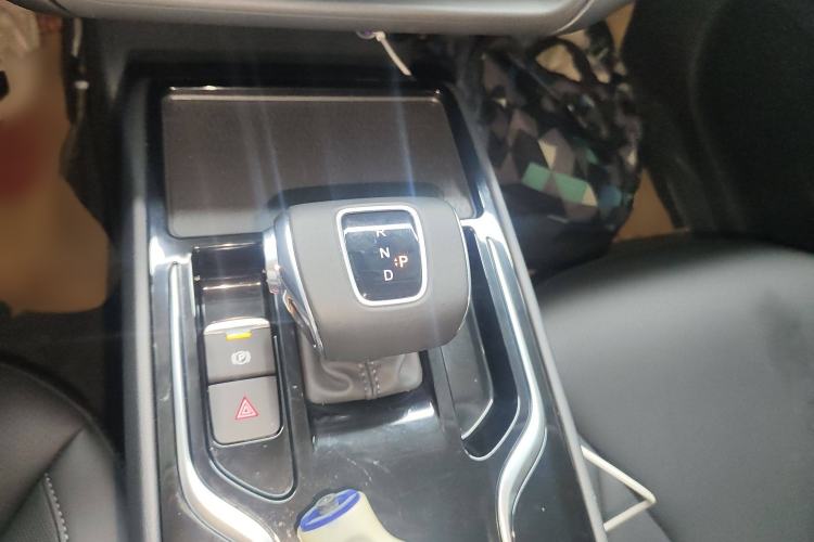 Used Hongqi E-QM5 2022 431 km Charge & Enjoy Edition