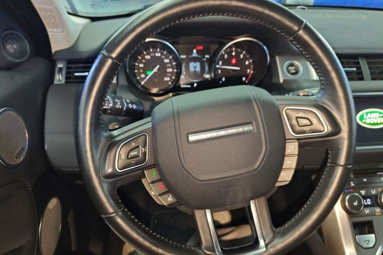 Used Land Rover Range Evoque 2018 240 PS SE Smart Brilliance Edition Steering Wheel