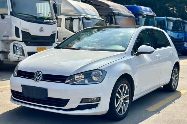 Used Volkswagen Golf 2016 230TSI Automatic Luxury Version