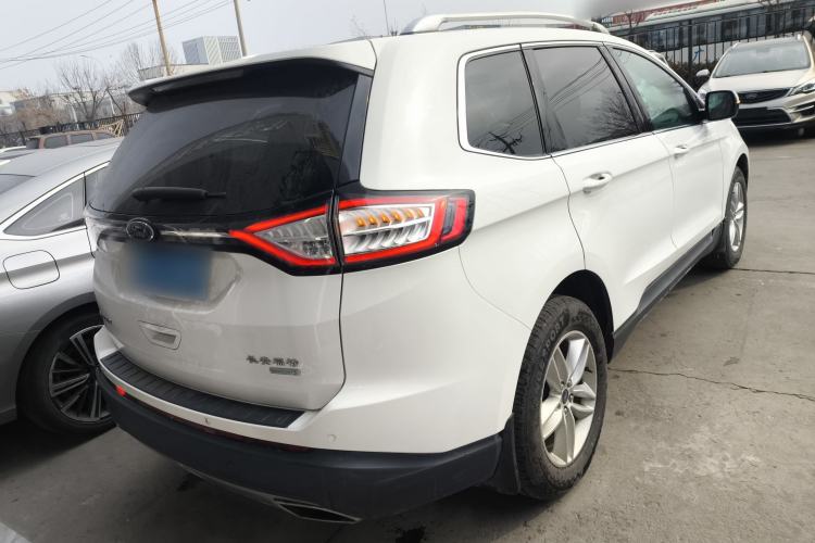 Used Ford Edge 2015 2.0T GTDi Two-Wheel-Drive Platinum Edition