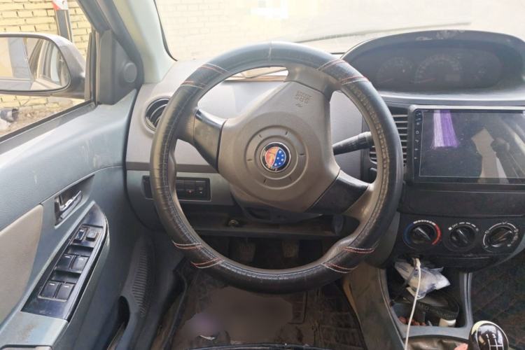 Used Geely Auto Diamond 2010 2nd Generation 1.5L Manual Standard Version