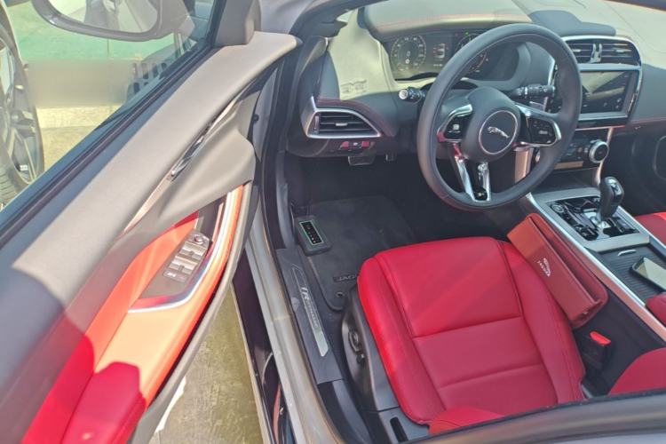 Used Jaguar XEL 2025 2.0T 250 PS R-DYNAMIC 90th Anniversary Edition
