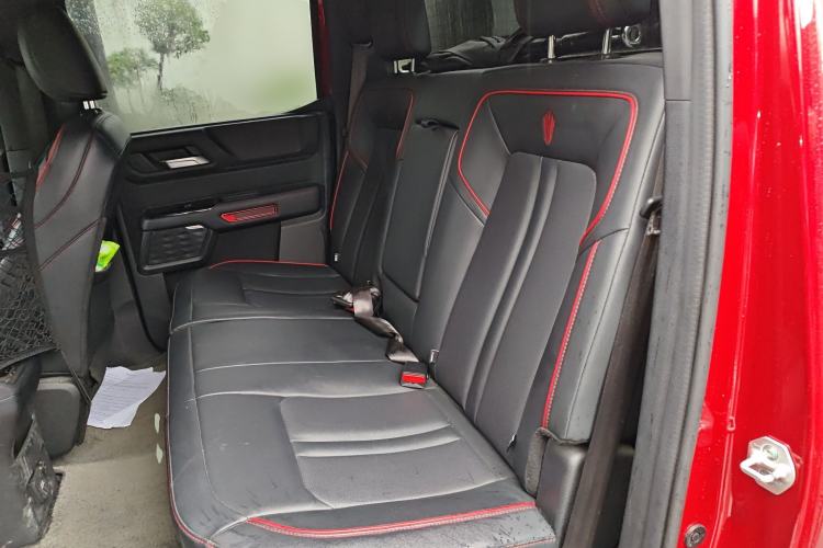 Used JMC DaDao 2024 Explorer 2.3T Diesel Automatic 4x4 Extreme Edition Left Rear Seat