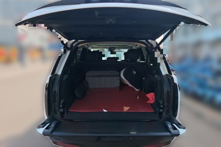 Used Land Rover Range Rover 2024 3.0 L6 400 PS Prestige Extended Version 7-Seater