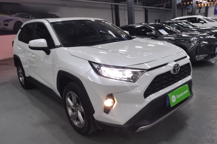 Used Toyota RAV4 2021 2.0L CVT Two-Wheel Drive Fashion Edition
