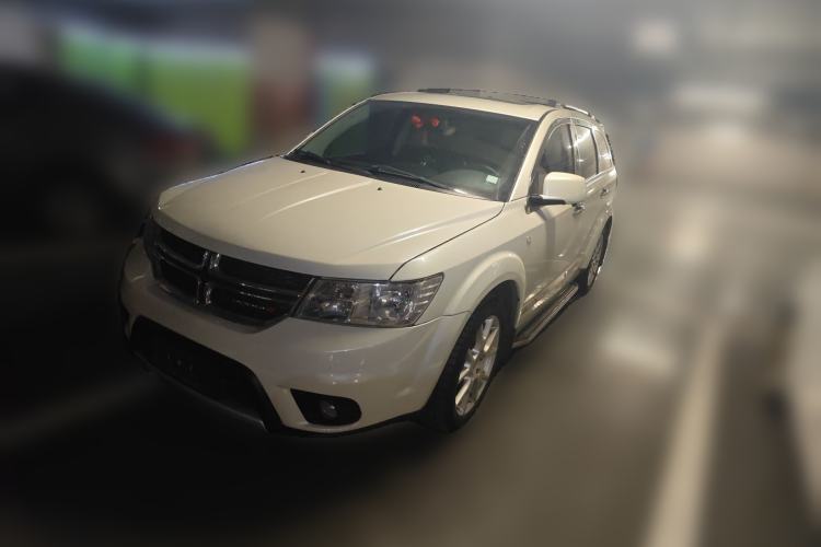 Used Dodge Journey 2013 2.4L Two-Wheel Drive Luxury Version