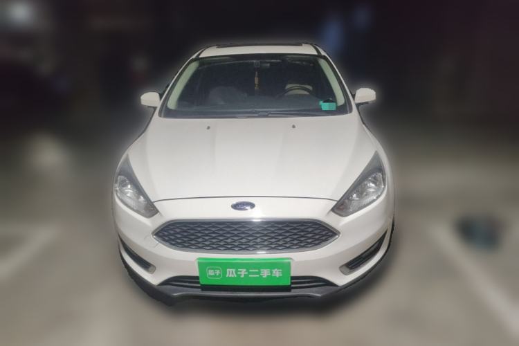 Used Ford Focus 2015 Hatchback EcoBoost 125 Automatic Supreme Style Edition Front