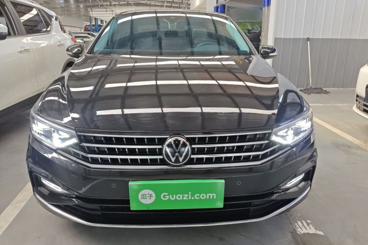 Used Volkswagen Magotan 2023 2 Million Units Commemorative Edition 330TSI DSG Luxury Version Front