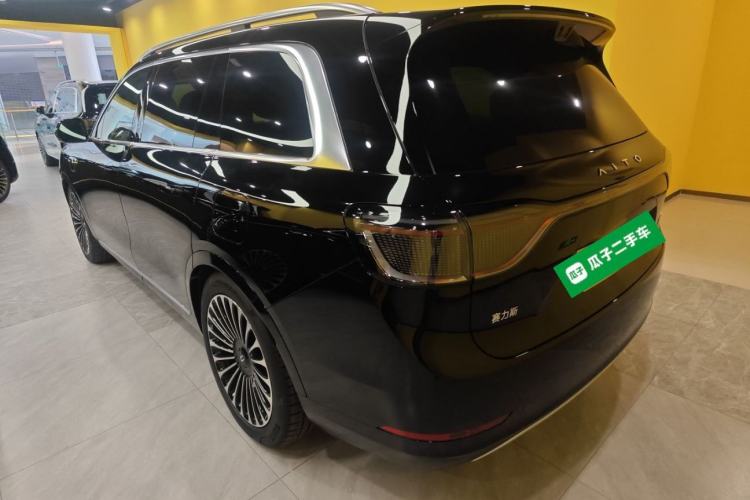 Used Hima AITO M9 2025 Extended-Range Ultra Version 52 kWh 6-Seater
