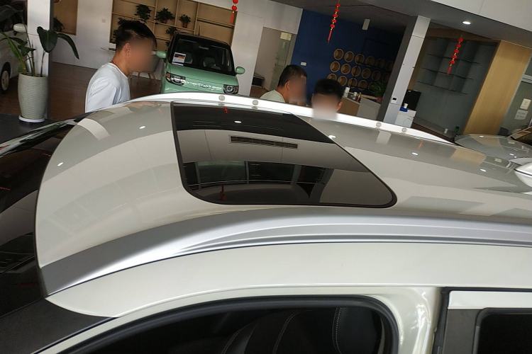 Used Nissan Kicks 2022 1.5L CVT XV Luxury Edition Roof