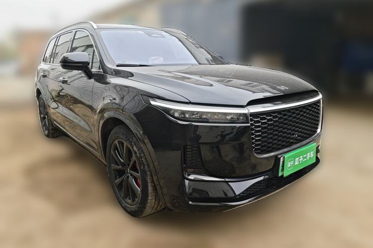 Used Li Auto ONE 2021 Extended-Range 6-Seater Version Front Right 45 Deg