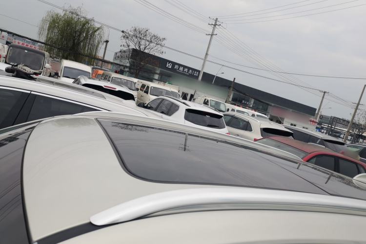 Used Hongqi HS5 2022 Revised Version 2.0T Smart Connect Flagship Edition
