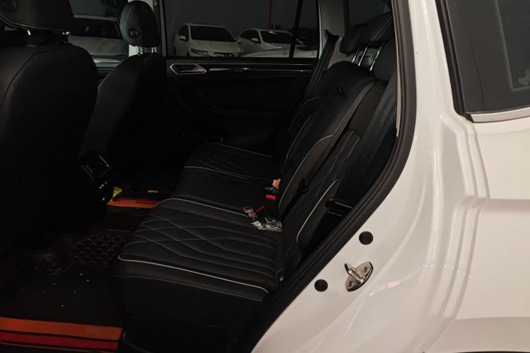 Used Volkswagen Tiguan L 2022 330TSI Automatic Two-Wheel Drive Smart Edition