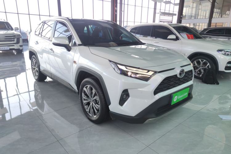 Used Toyota RAV4 2023 2.0L CVT Two-Wheel Drive 20th Anniversary Platinum Edition