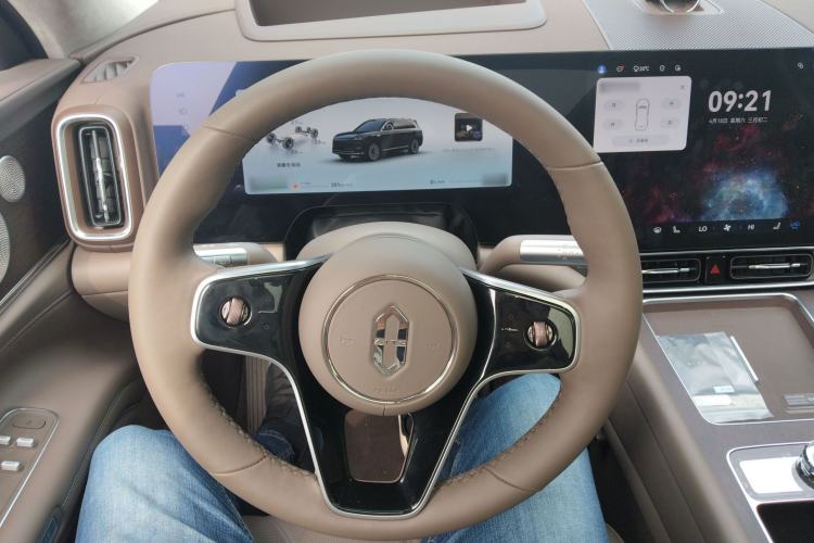 Used Hima AITO M9 2025 Extended-Range Ultra Version 52 kWh 6-Seater