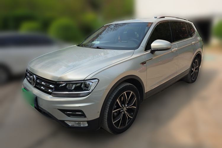 Used Volkswagen Tiguan L 2019 Revised 330TSI Automatic Two-Wheel Drive Smart & Luxury Edition China VI Standard