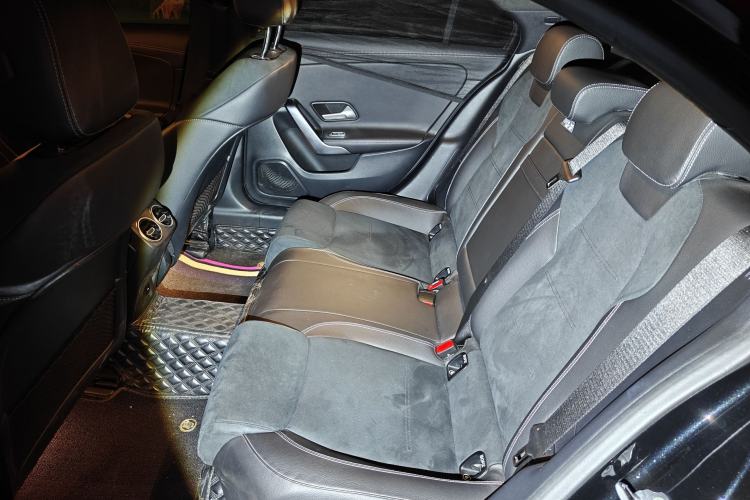 Used Mercedes-Benz A-Class 2022 Revised Version A 200 L Sport Sedan Fashionable Style