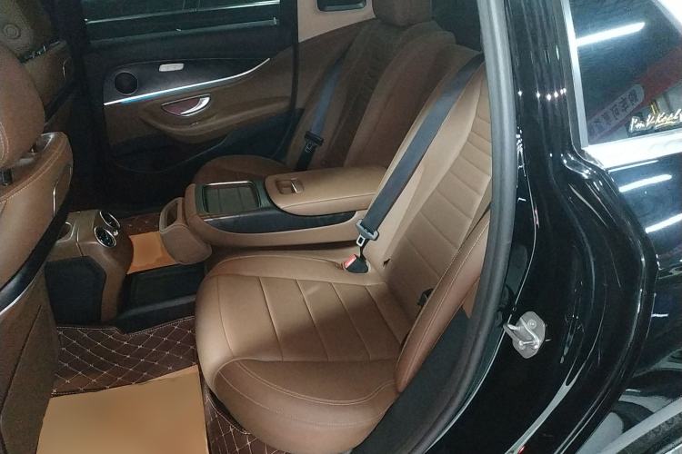 Used Mercedes-Benz E-Class 2018 Facelift E 200 L Sport 4MATIC
