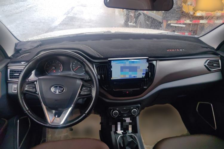 Used FAW Senya R7 2016 1.6L Manual Luxury Model