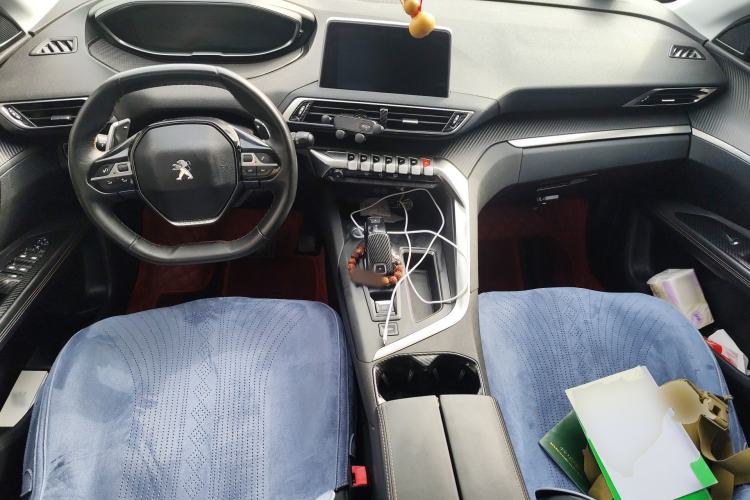 Used Peugeot 4008 2017 350THP Elite Edition Center Console