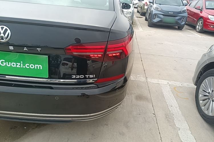 Used Volkswagen Passat 2019 330TSI Luxury Edition China VI Standard Right Rear Taillight