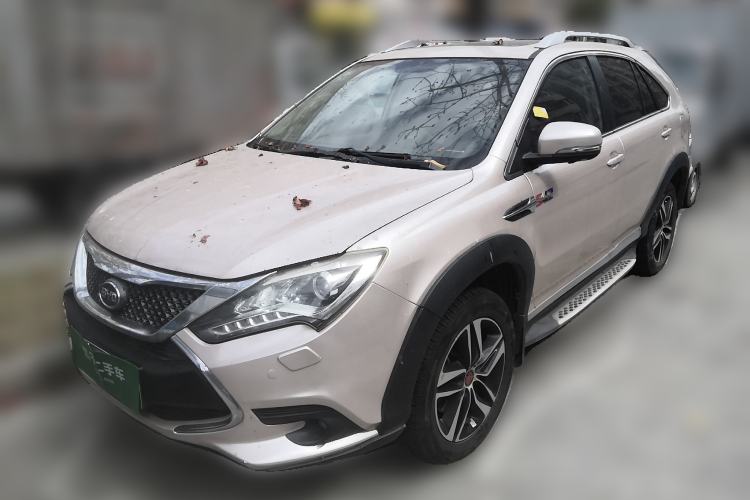 Used BYD Tang New Energy 2015 2.0T Four-Wheel-Drive Flagship Model