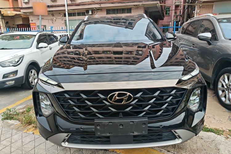 Used Hyundai Santa Fe 2023 Traveler 380T GDi Automatic Two-Wheel Drive GLX Elite Edition
