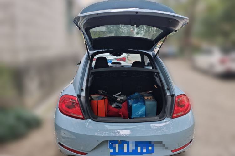 Used Volkswagen Beetle 2013 1.4TSI R-Line Trunk