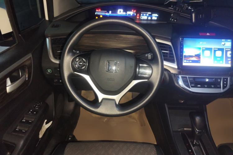 Used Honda Jade 2017 1.8L automatic Comfort version 5 seats