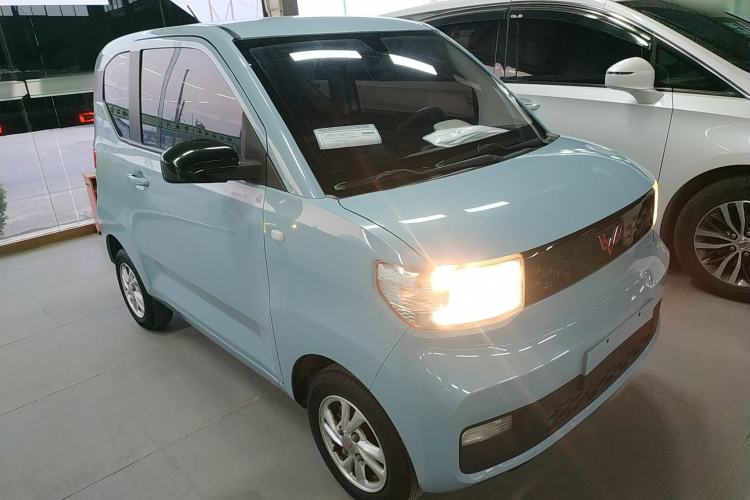 Used Wuling Hongguang MINIEV 2020 Freedom Version Lithium Iron Phosphate Front Right 45 Deg