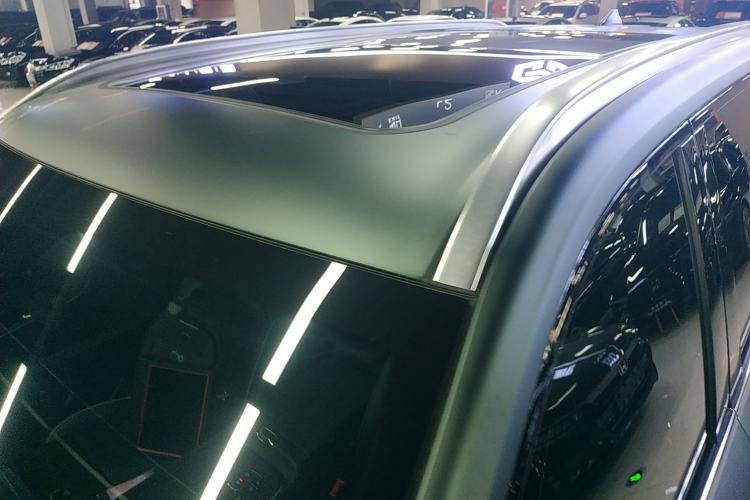 Used GAC Trumpchi GS8 2022 Dual-Engine Series 2.0TM Two-Wheel Drive Prestige Edition (7 Seats) Roof