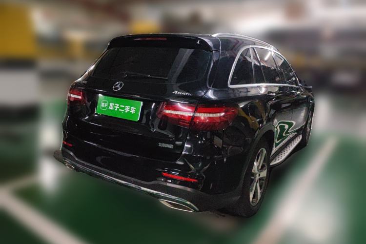 Used Mercedes-Benz GLC 2017 GLC 260 4MATIC Luxury Model Rear Right 45 Deg