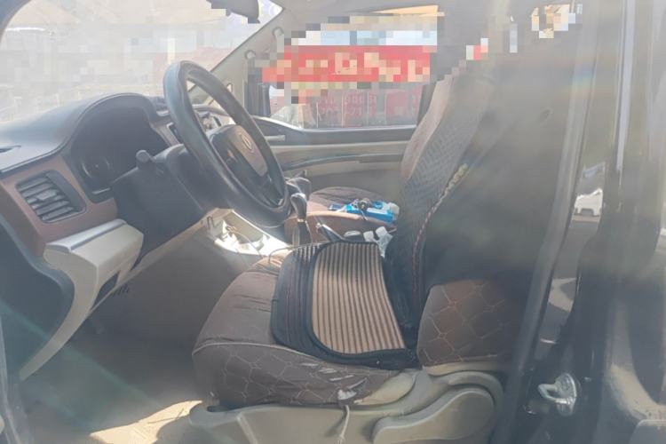 Used FORTHING Lingzhi 2020 M5L 1.6L Base Model 7 Seats Left Front Seat