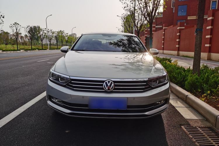 Used Volkswagen Magotan 2018 Facelift 330TSI DSG Luxury Model