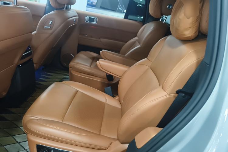 Used Li Auto L9 2022 Max model
