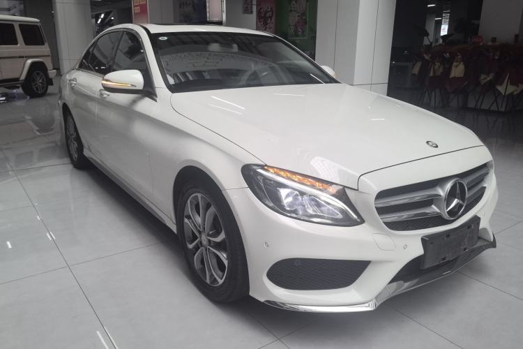 Used Mercedes-Benz C-Class 2016 C 180 L Sport Edition Front Right 45 Deg